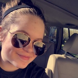 Meet your Posher, Katie